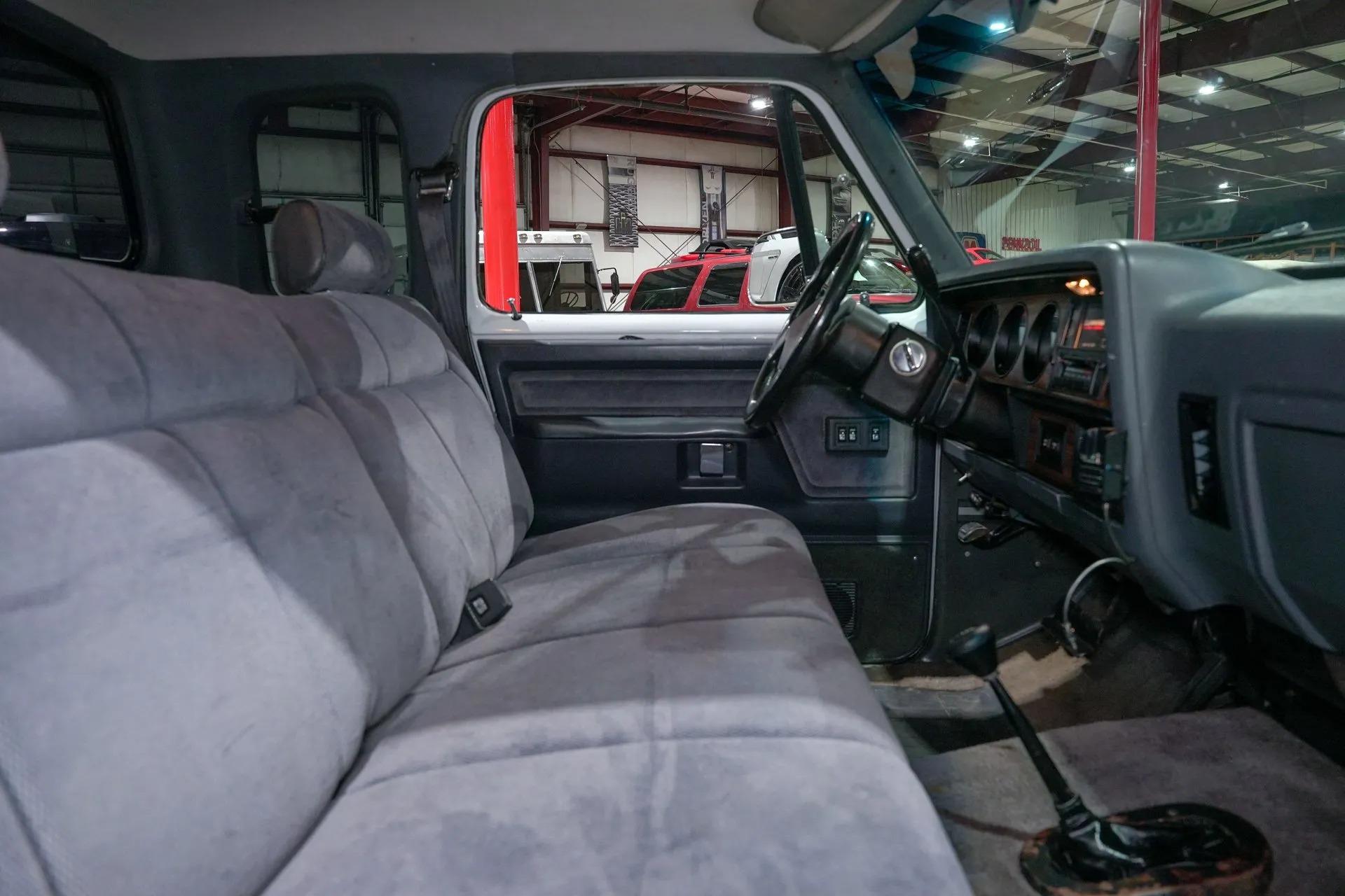 1992 Dodge Ram W250 LE