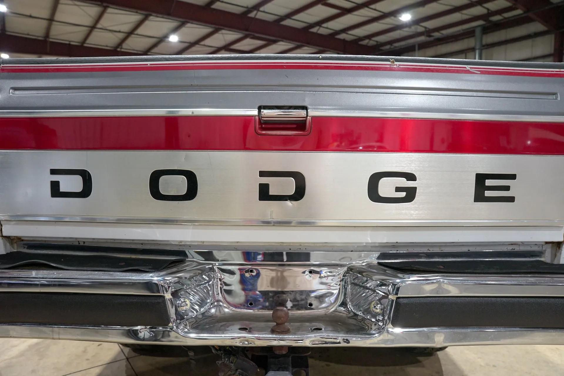 1992 Dodge Ram W250 LE