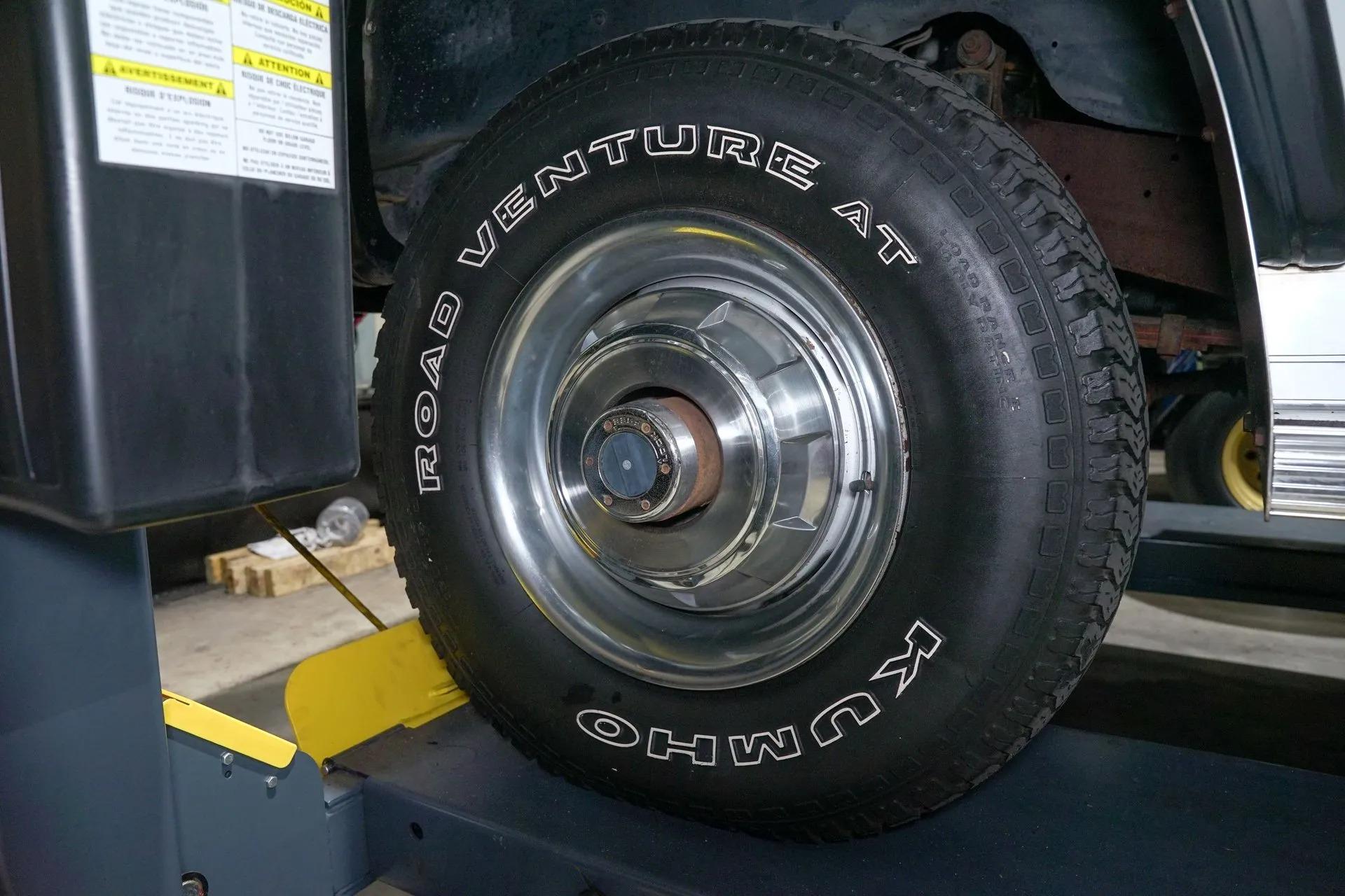 1992 Dodge Ram W250 LE