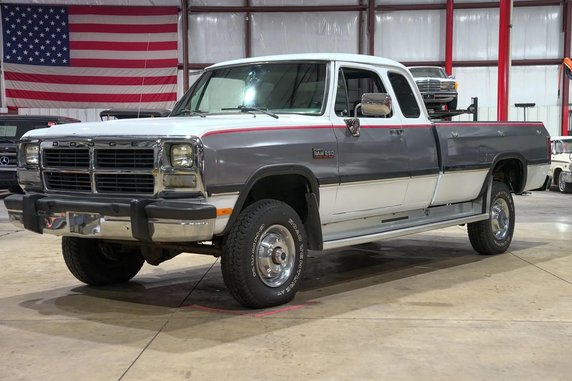 1992 Dodge Ram W250 LE