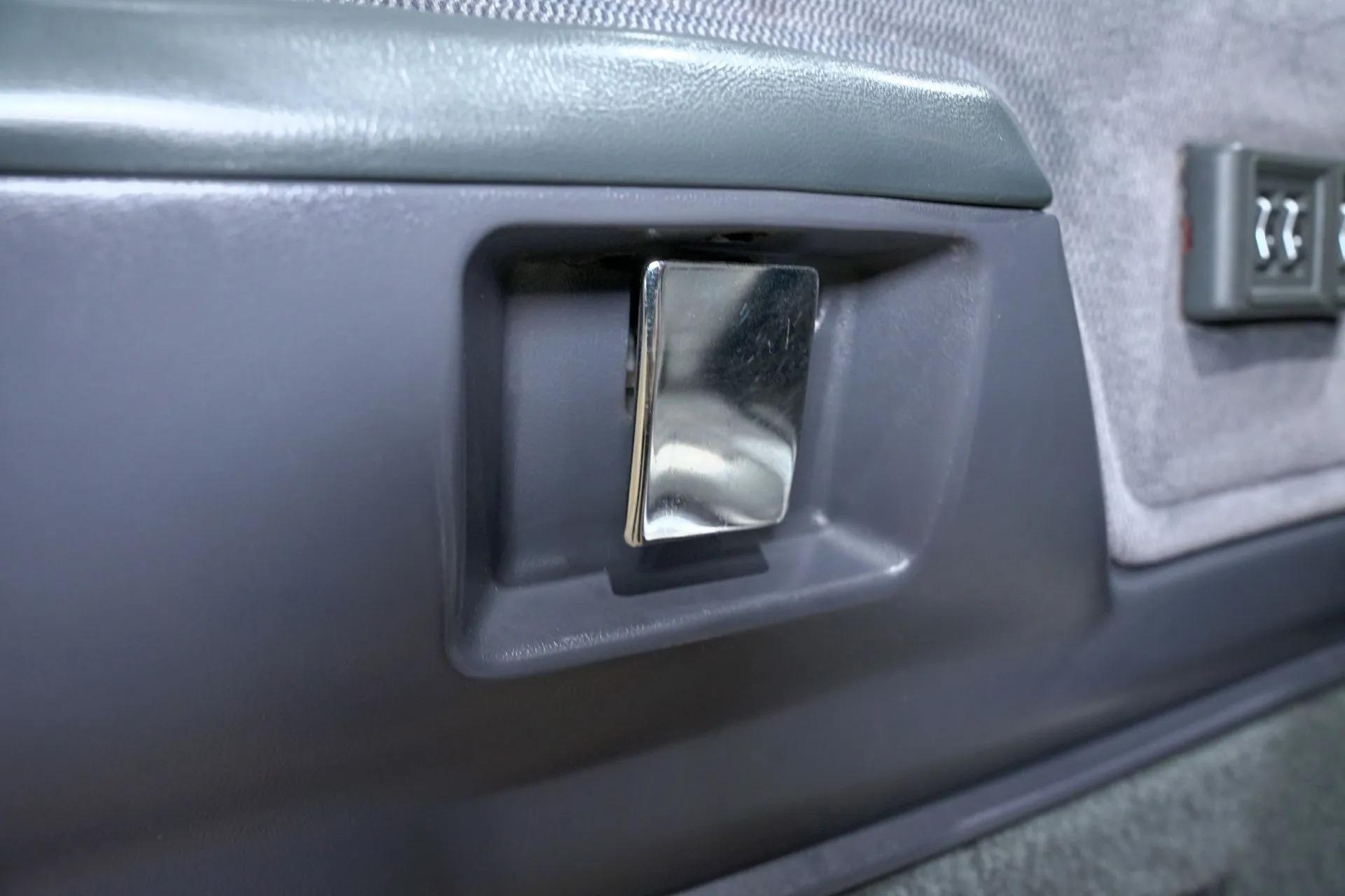 1992 Dodge Ram W250 LE