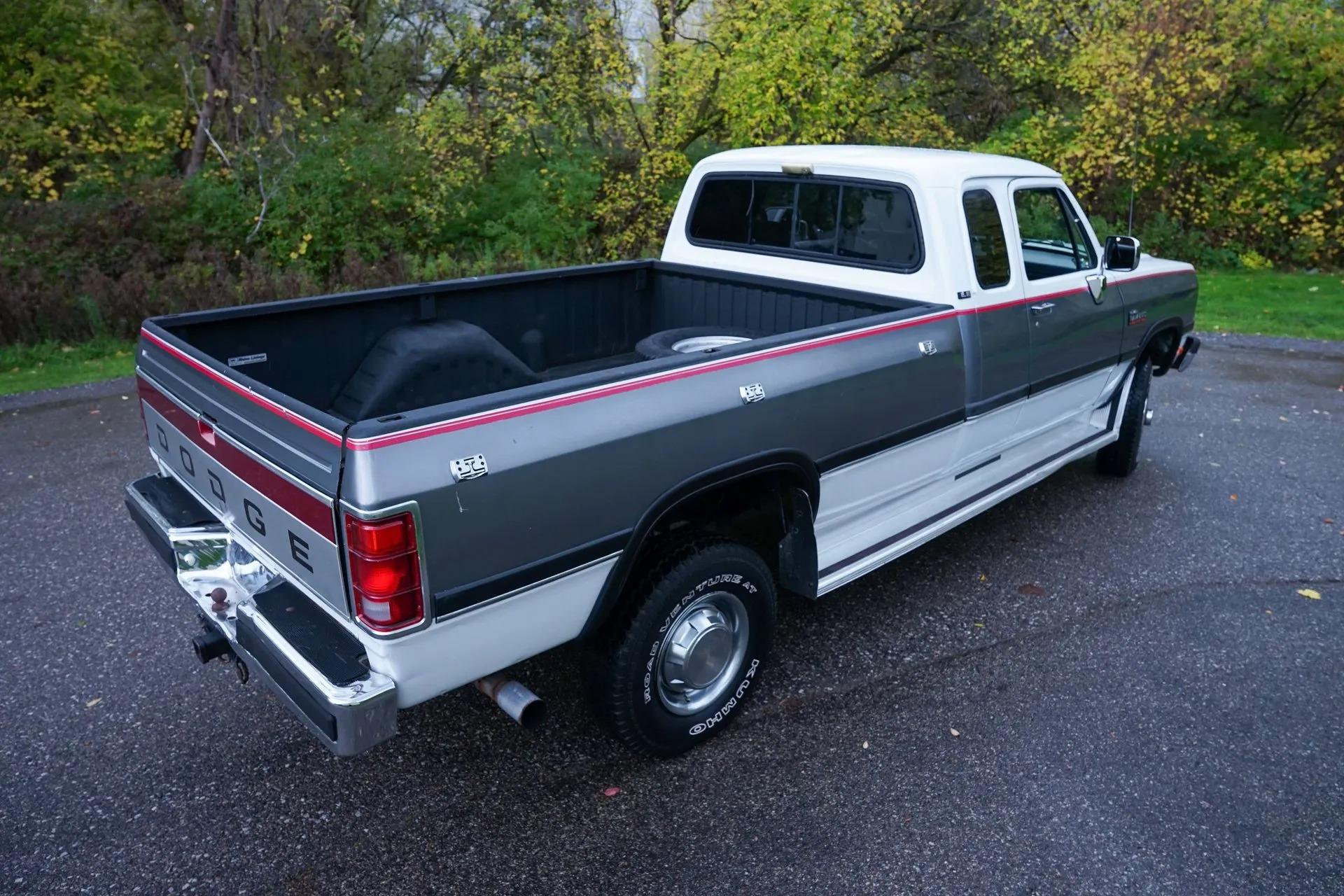 1992 Dodge Ram W250 LE - 5