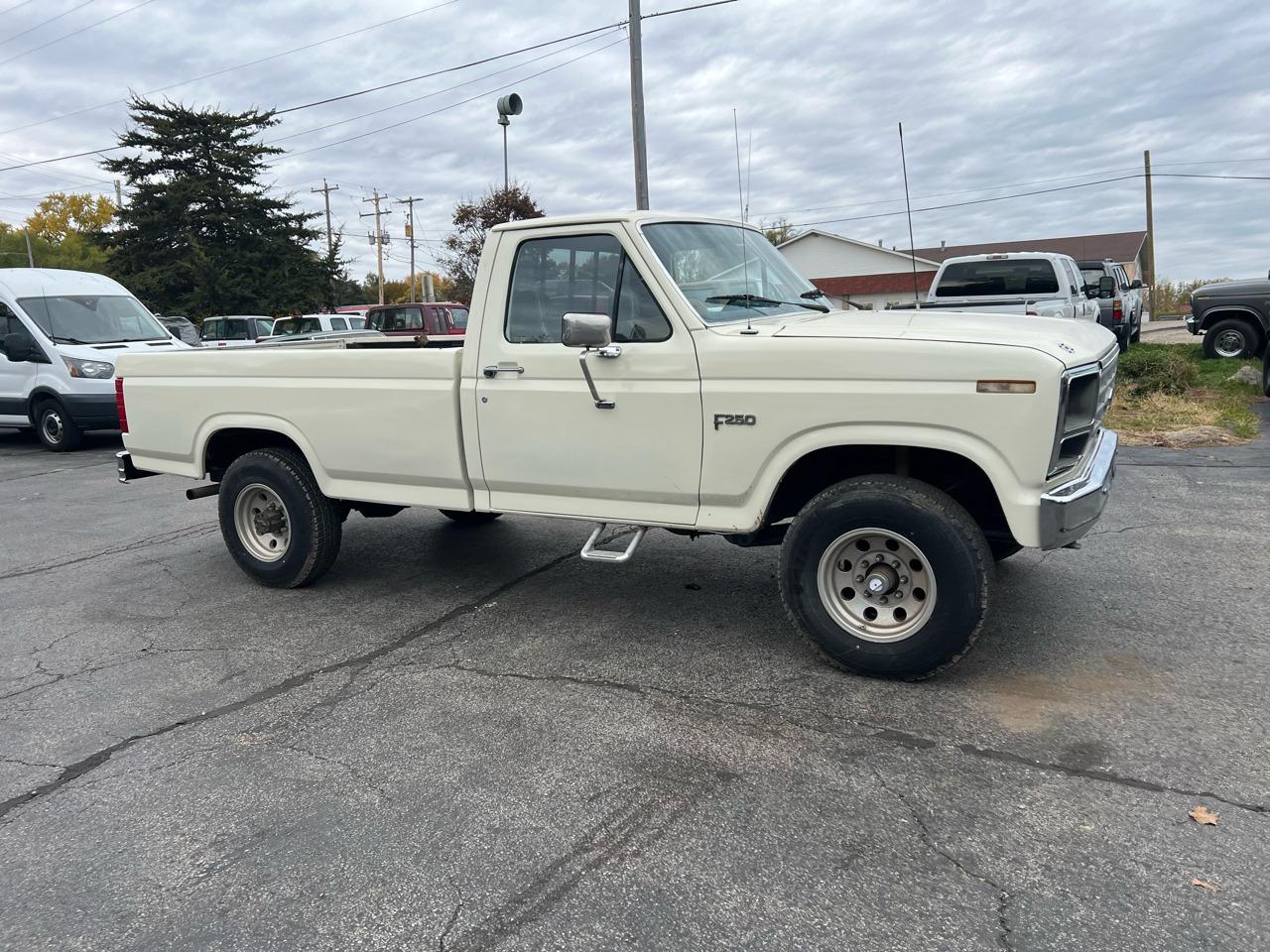 1986 Ford F-250 Styleside - 5