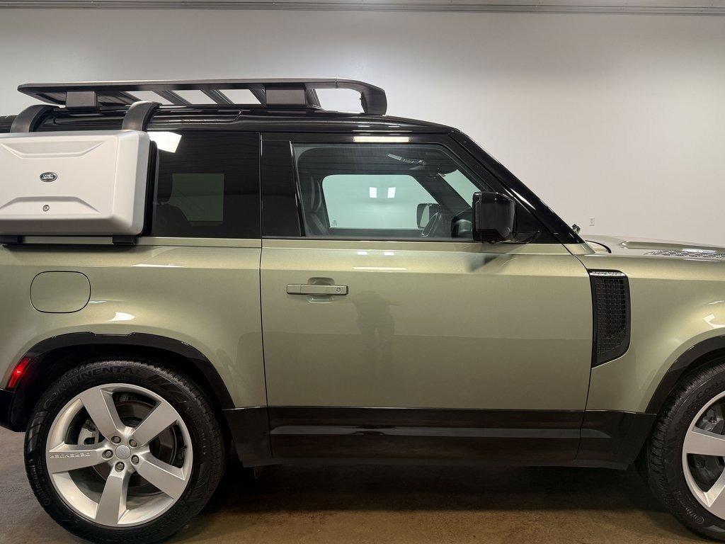 2024 Land Rover Defender 90 X-Dynamic SE