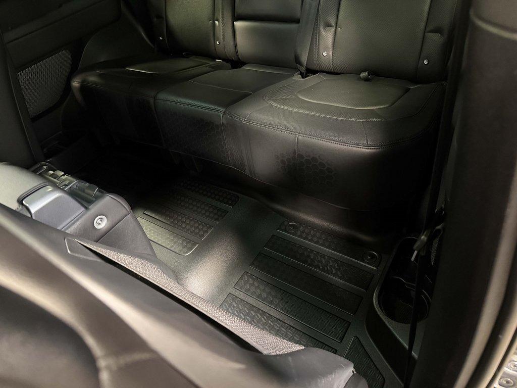 2024 Land Rover Defender 90 X-Dynamic SE