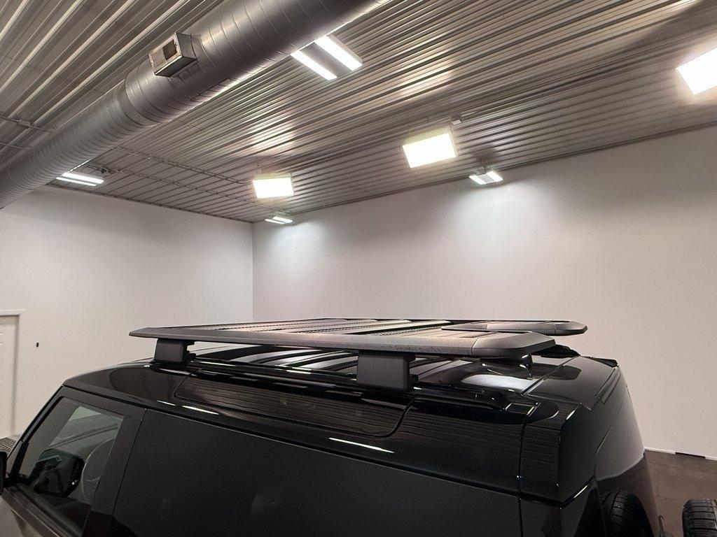 2024 Land Rover Defender 90 X-Dynamic SE