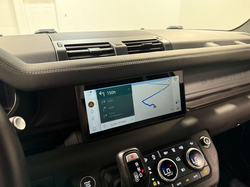 2024 Land Rover Defender 90 X-Dynamic SE