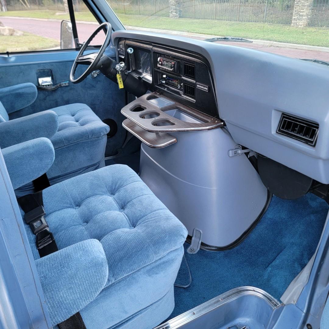 1983 Ford E-100 Econoline