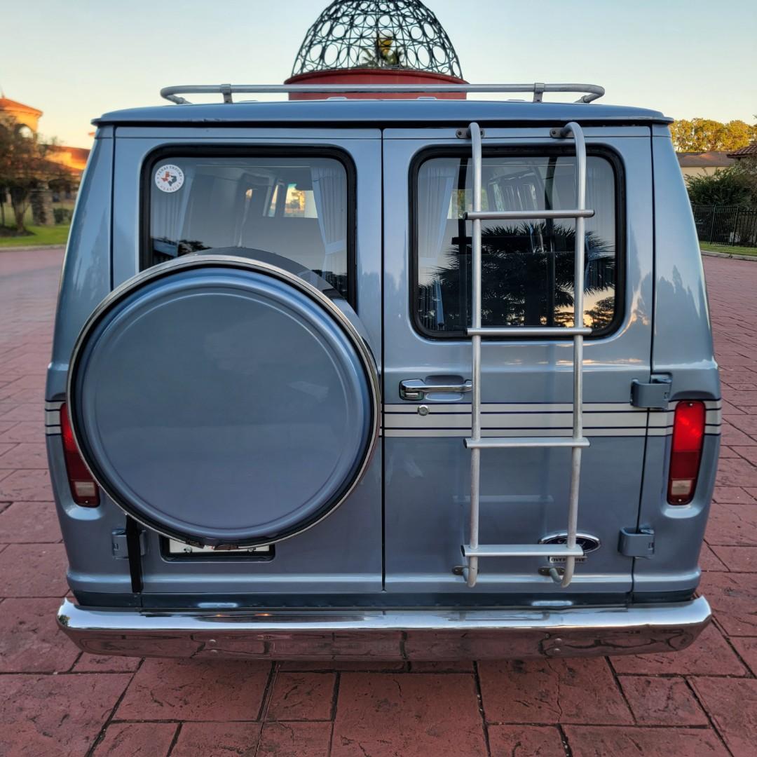 1983 Ford E-100 Econoline