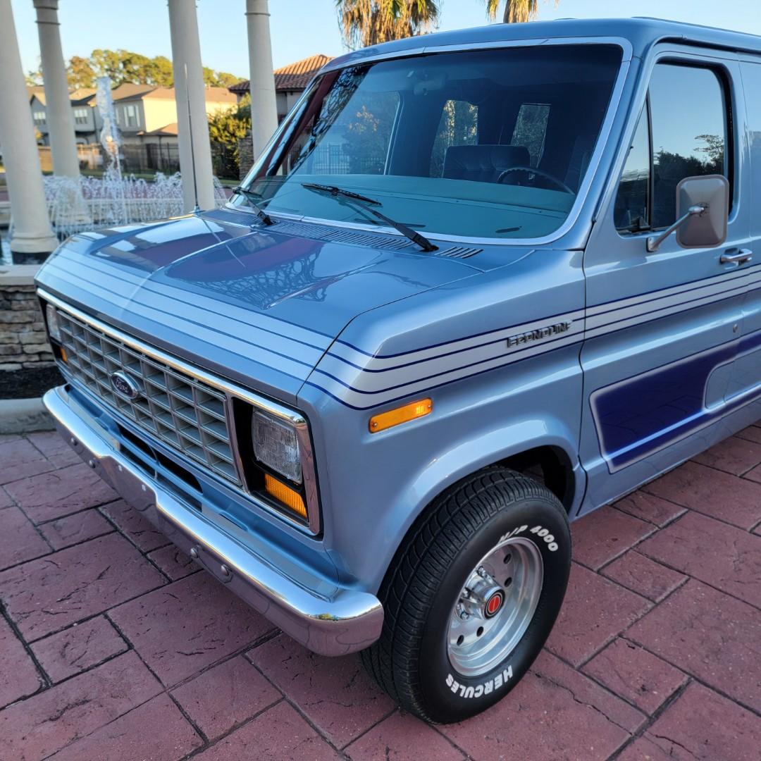 1983 Ford E-100 Econoline