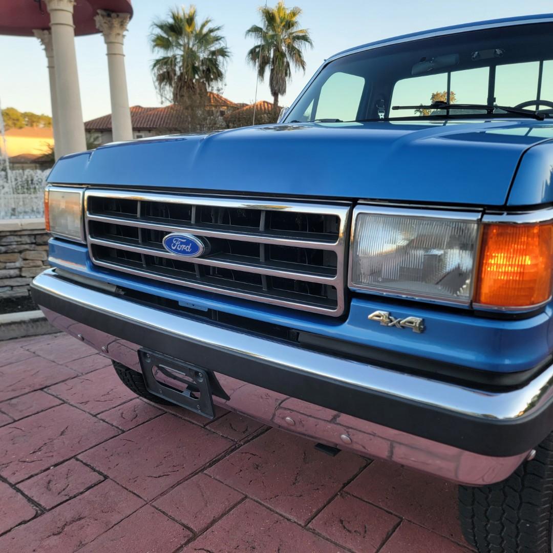 1990 Ford F-250 XLT Lariat
