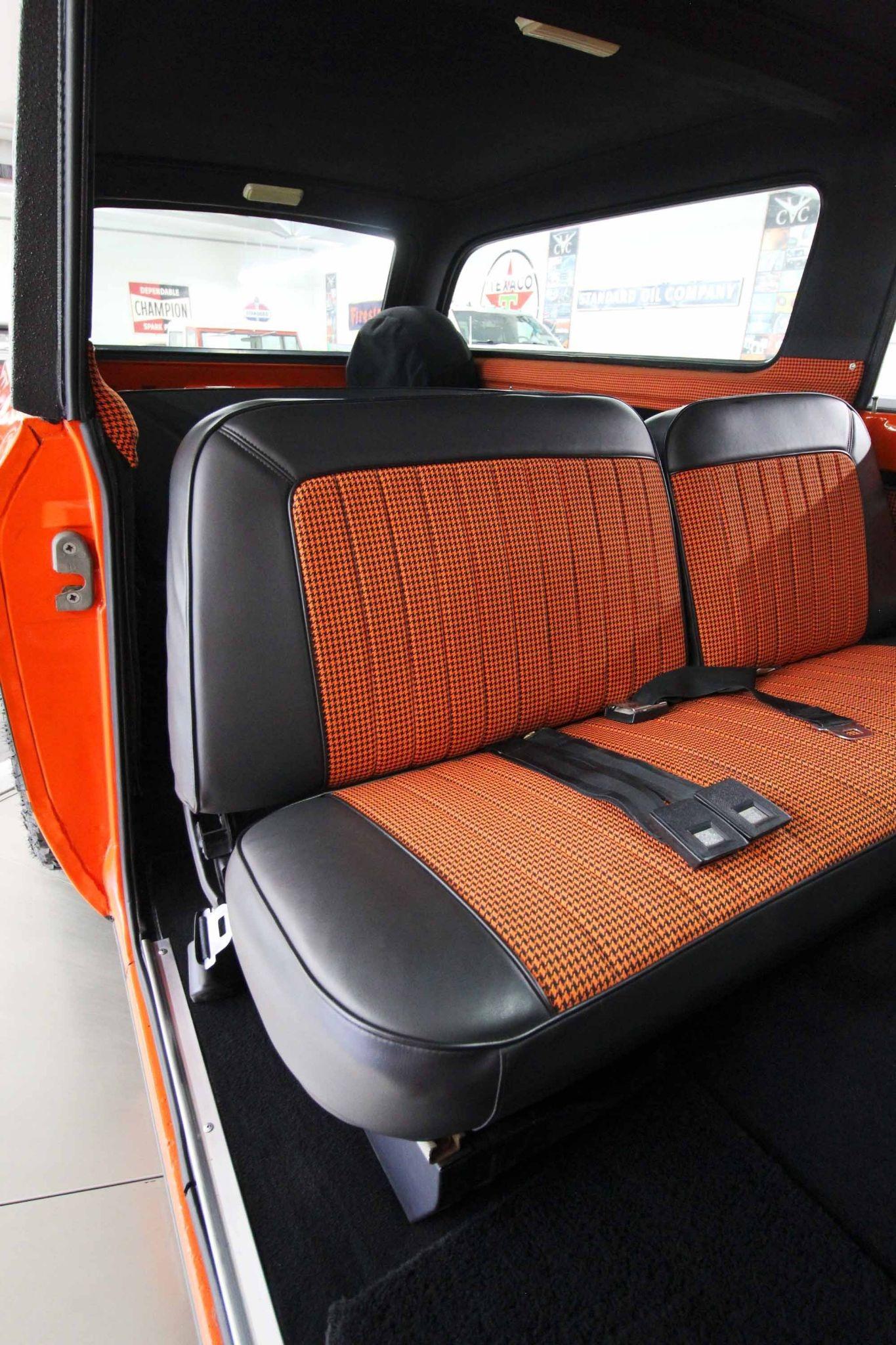 1976 International Scout Traveler