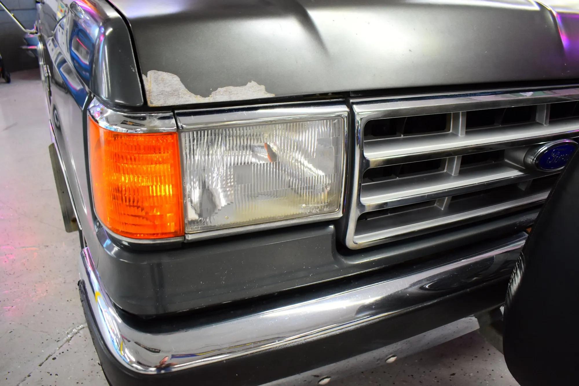 67k-Mile 1987 Ford F-250 XLT Lariat