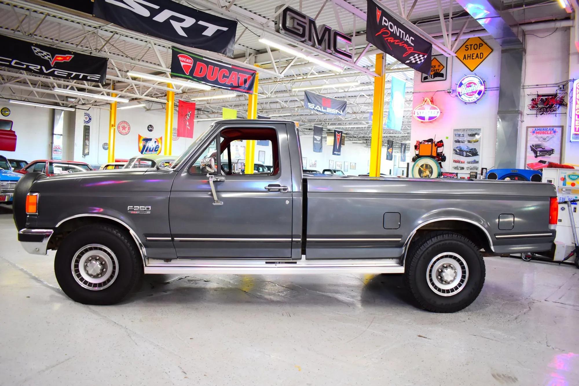 67k-Mile 1987 Ford F-250 XLT Lariat