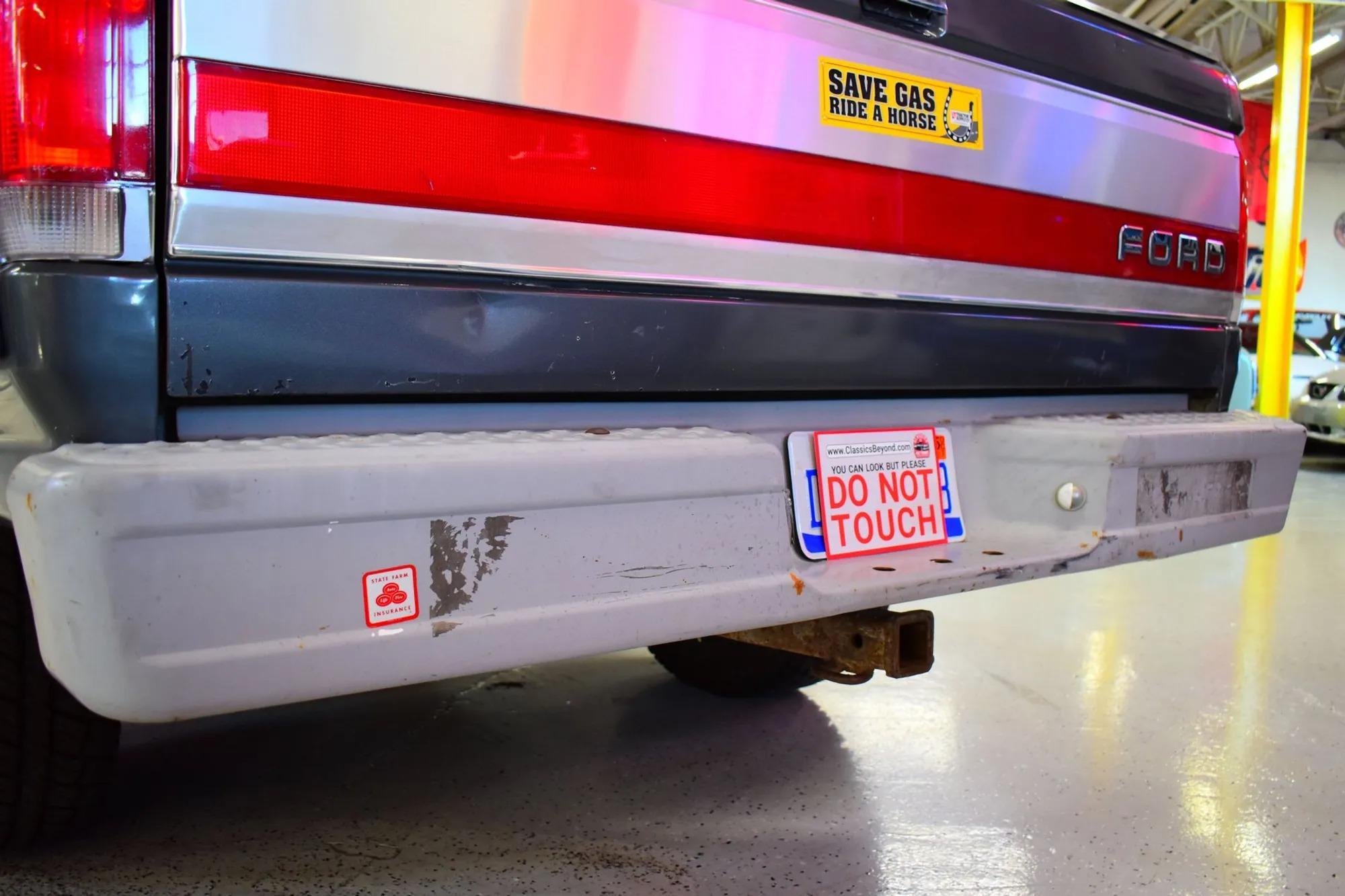 67k-Mile 1987 Ford F-250 XLT Lariat