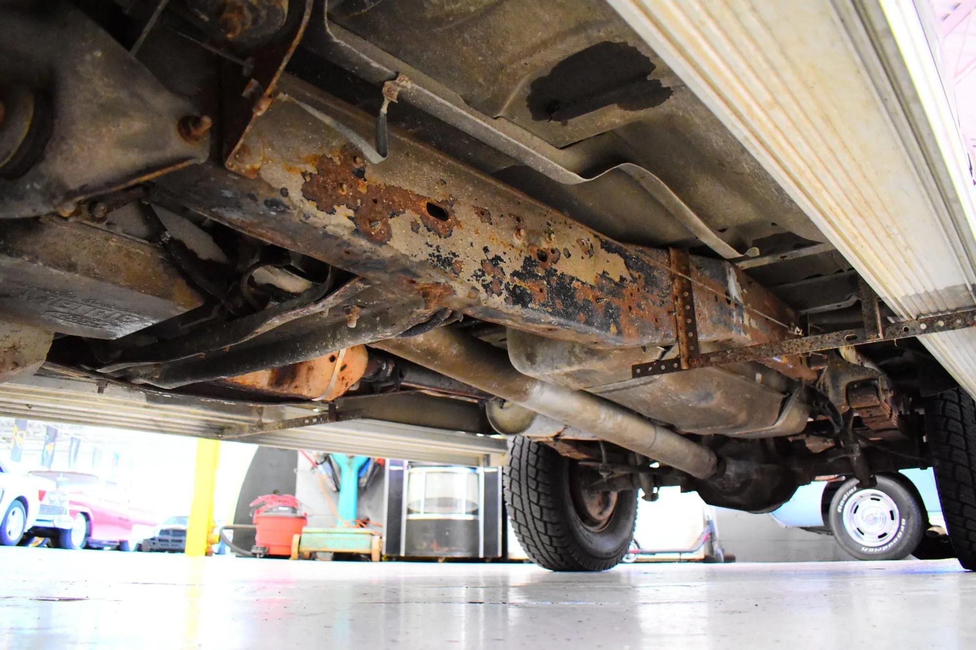 67k-Mile 1987 Ford F-250 XLT Lariat