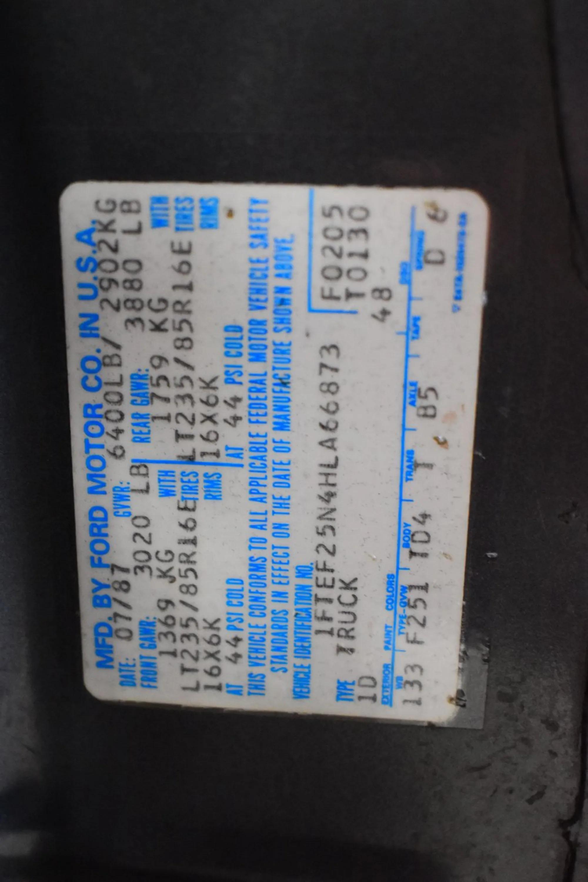 67k-Mile 1987 Ford F-250 XLT Lariat