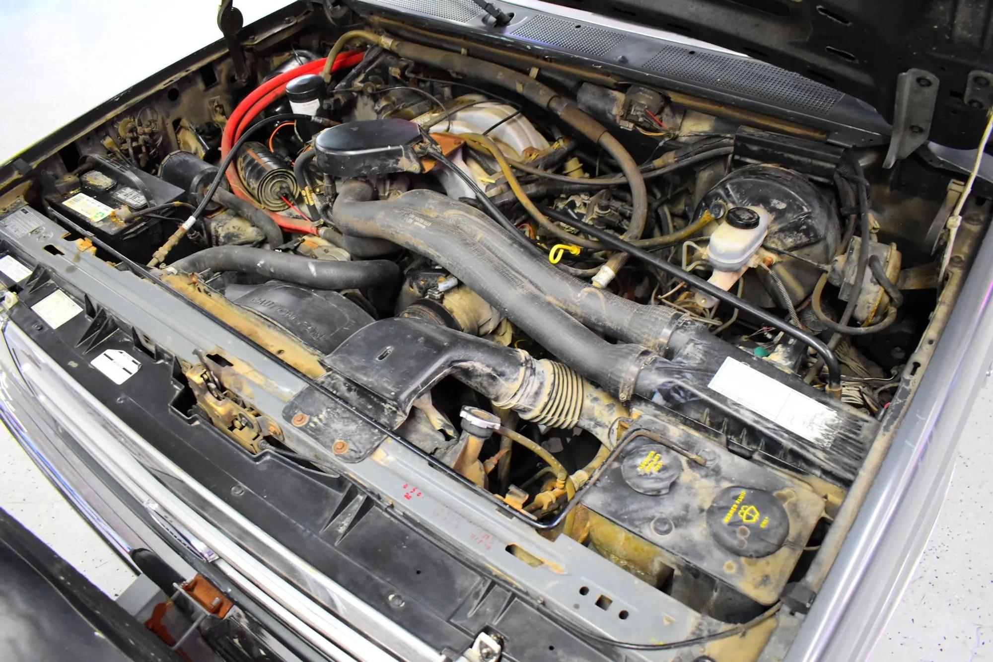 67k-Mile 1987 Ford F-250 XLT Lariat