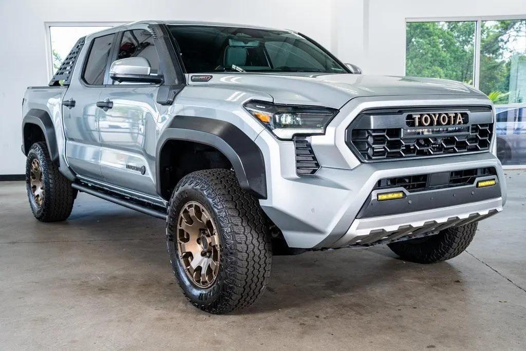 2024 Toyota Tacoma Hybrid Trailhunter - 4