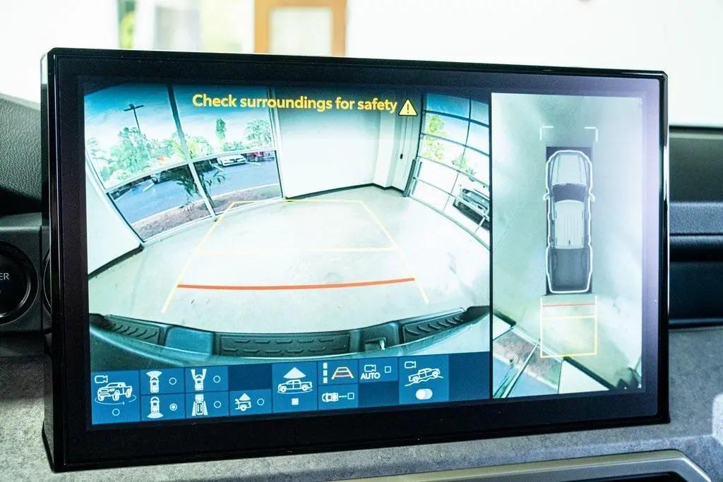 2024 Toyota Tacoma Hybrid Trailhunter