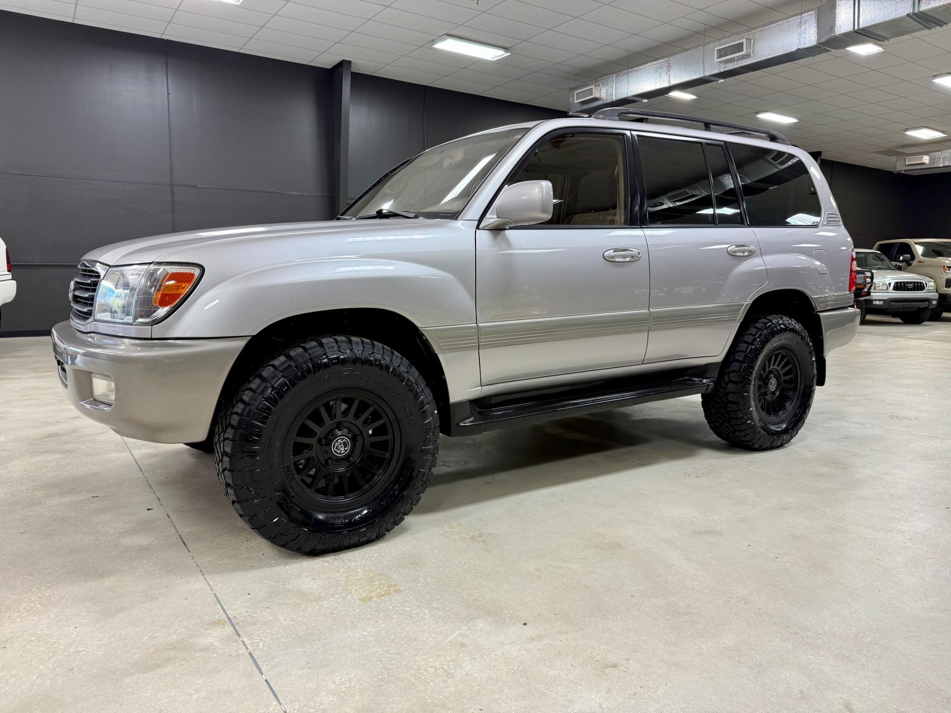 1999 Toyota Land Cruiser - 3
