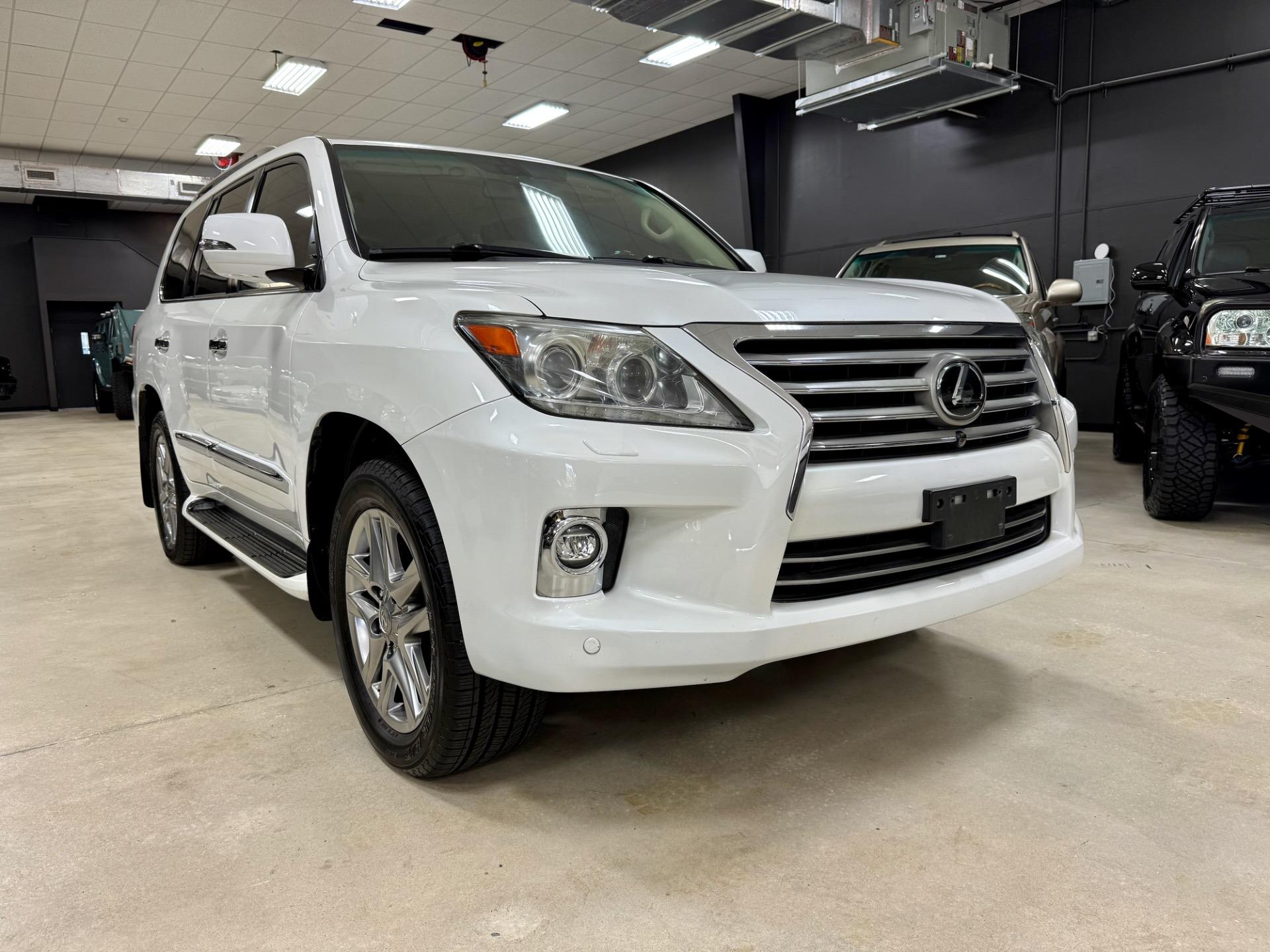 2014 Lexus LX 470