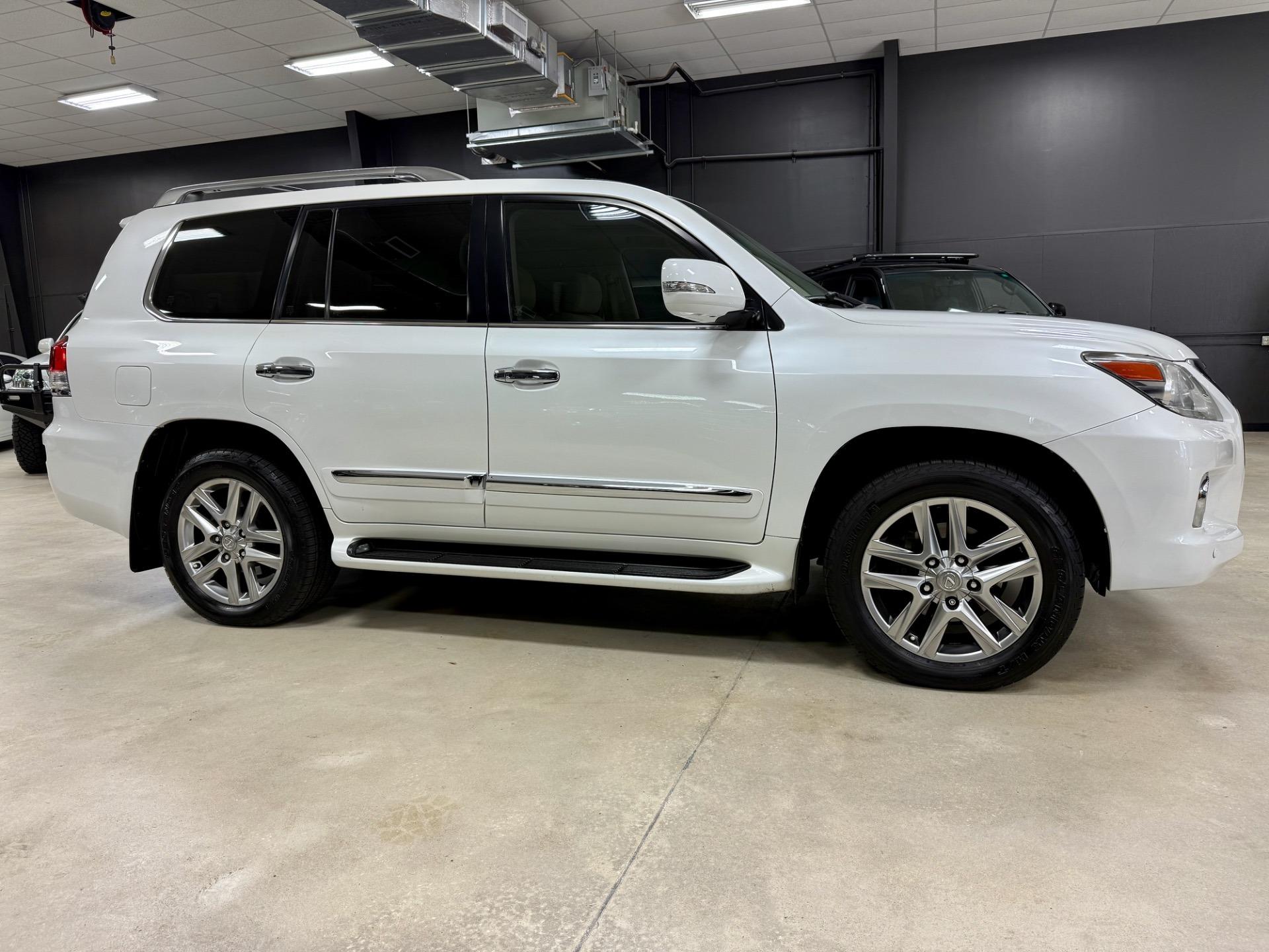 2014 Lexus LX 470