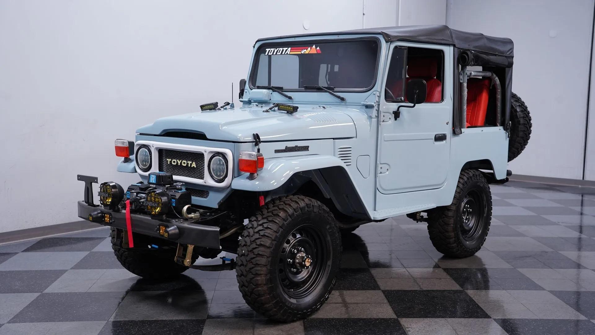 Toyota Land Cruiser