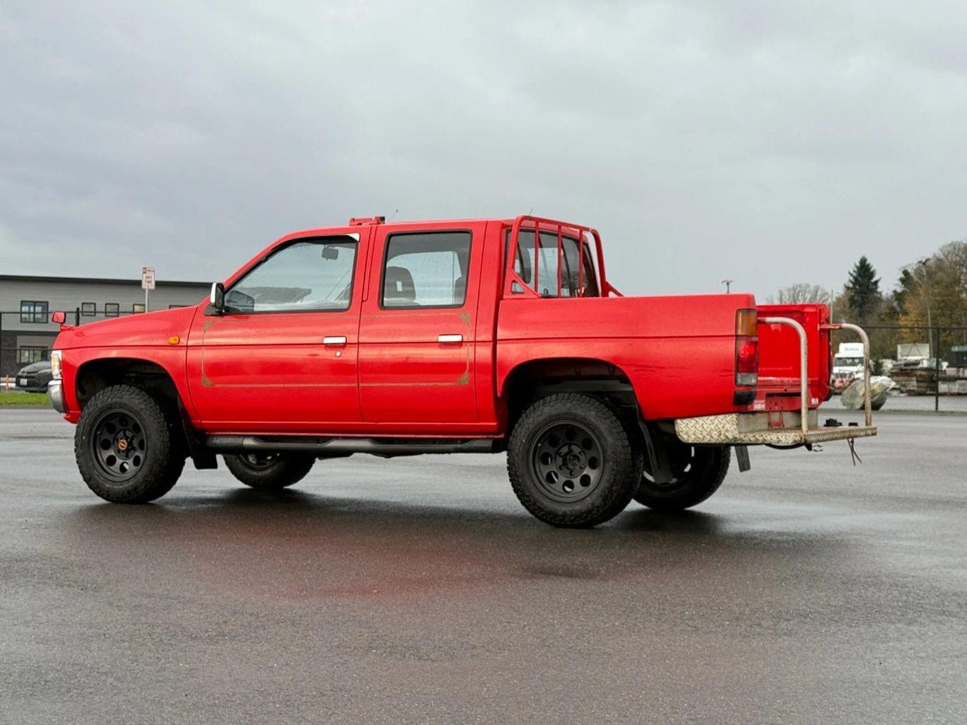 1995 Nissan Hardbody Firetruck - 3