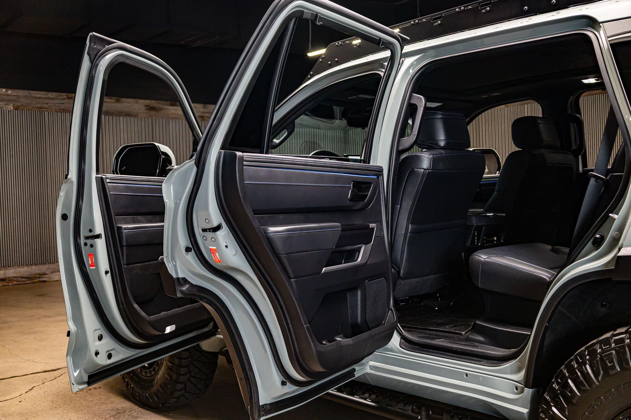 2024 Toyota Sequoia Platinum