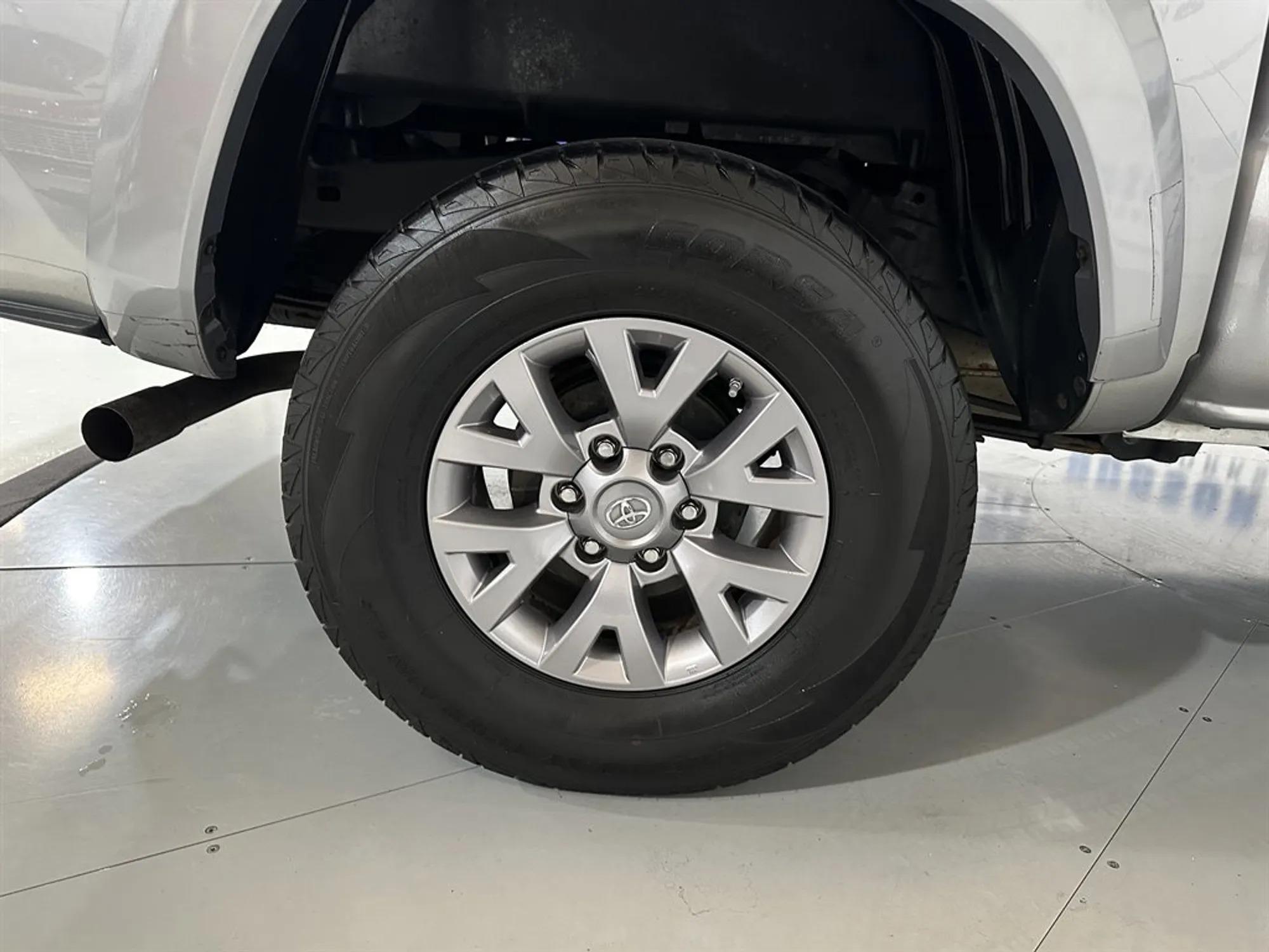 2018 Toyota Tacoma SR5