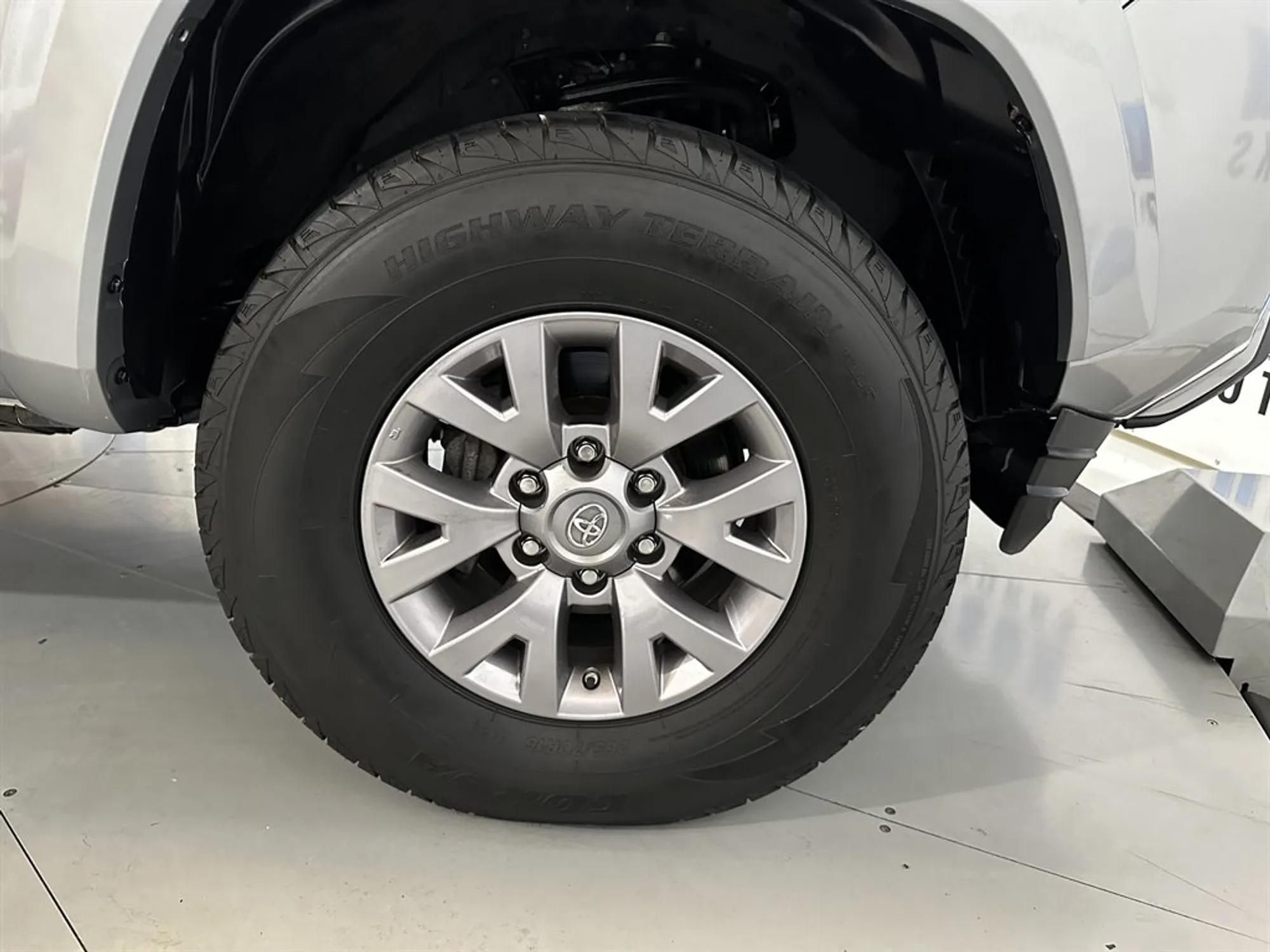 2018 Toyota Tacoma SR5