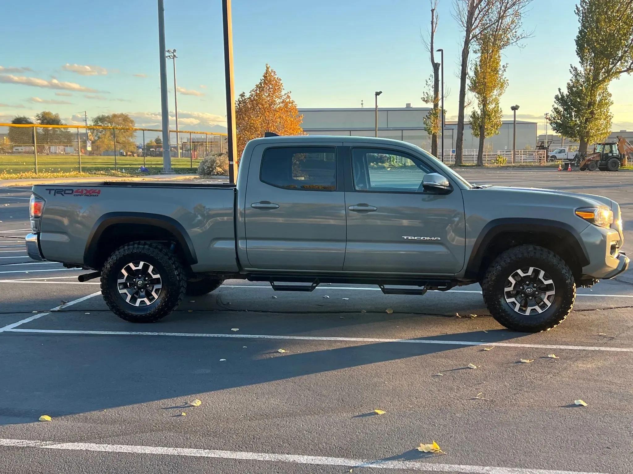 2023 Toyota Tacoma TRD Off-Road - 5
