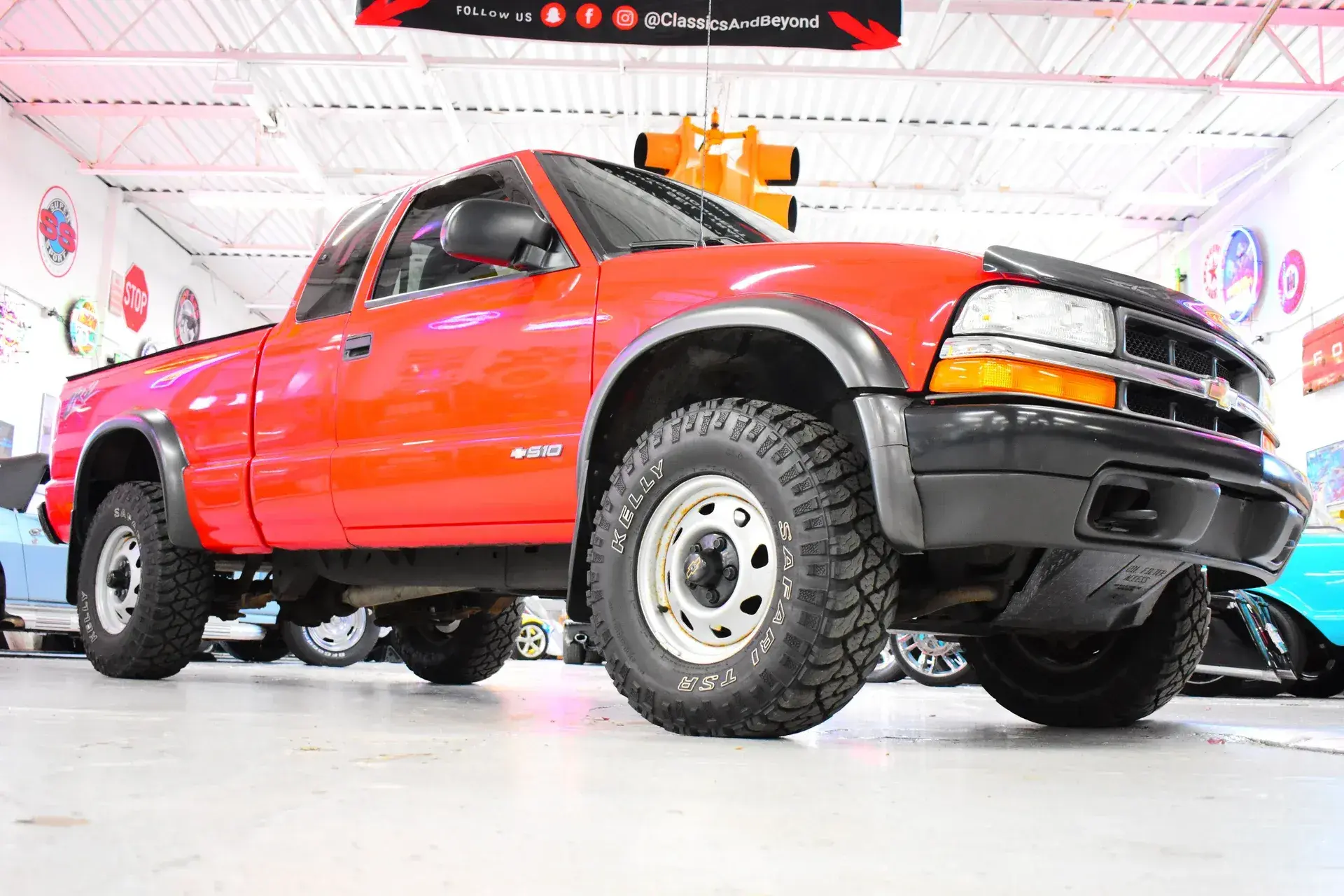 2003 Chevrolet S-10 ZR2 - 4