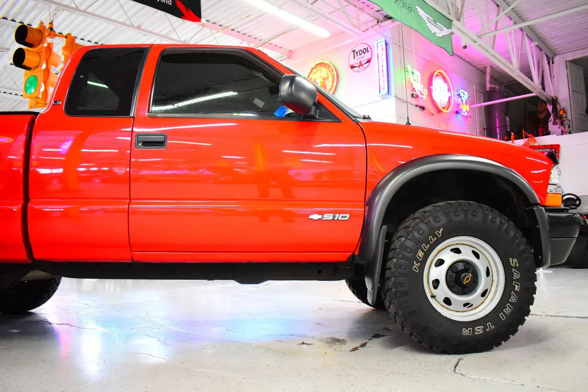 2003 Chevrolet S-10 ZR2