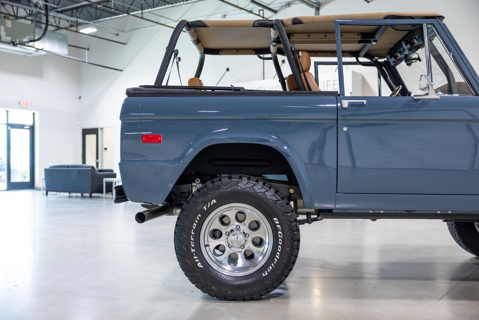 1975 Ford Bronco - 3