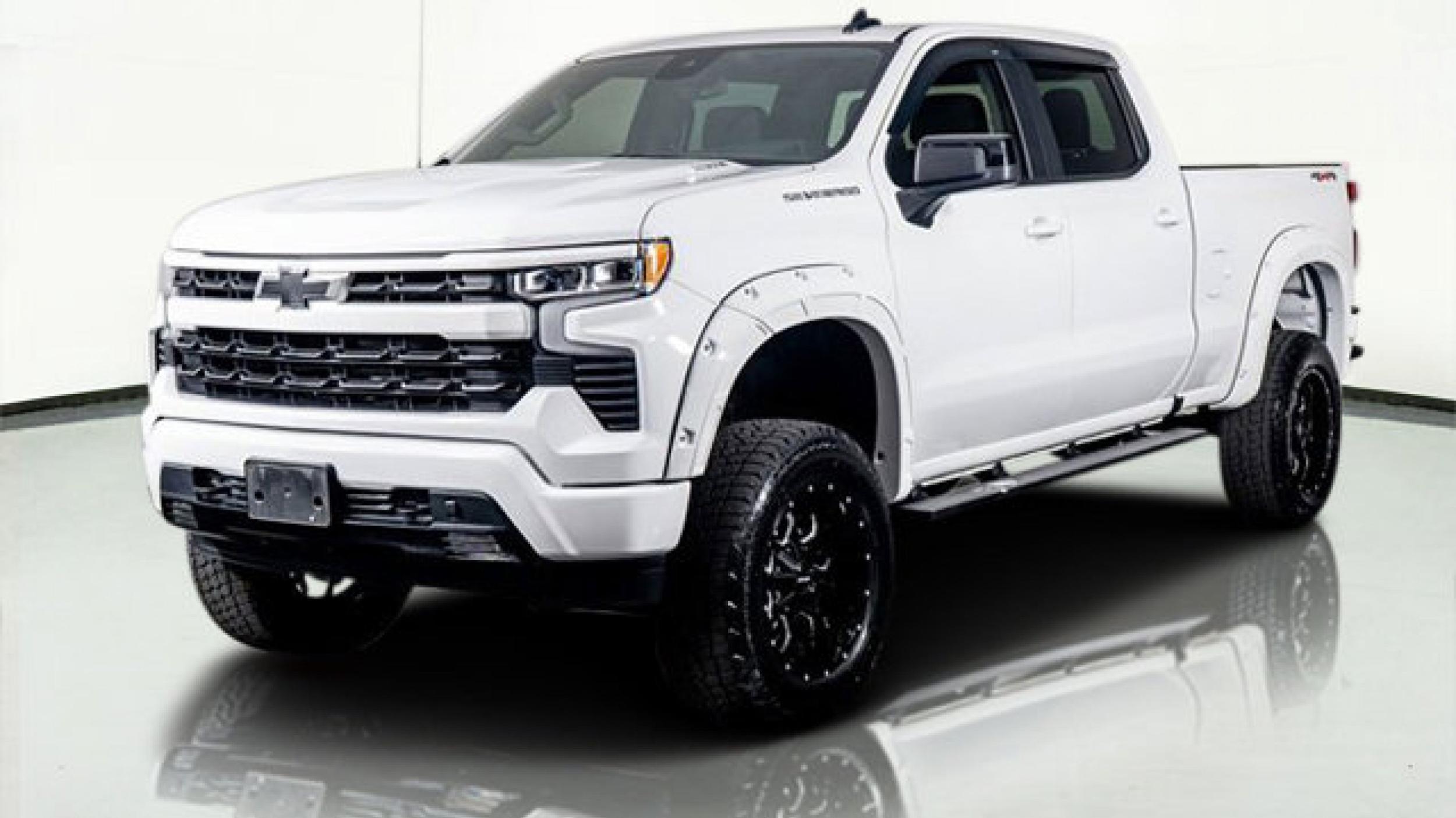 2024 Chevrolet Silverado RST