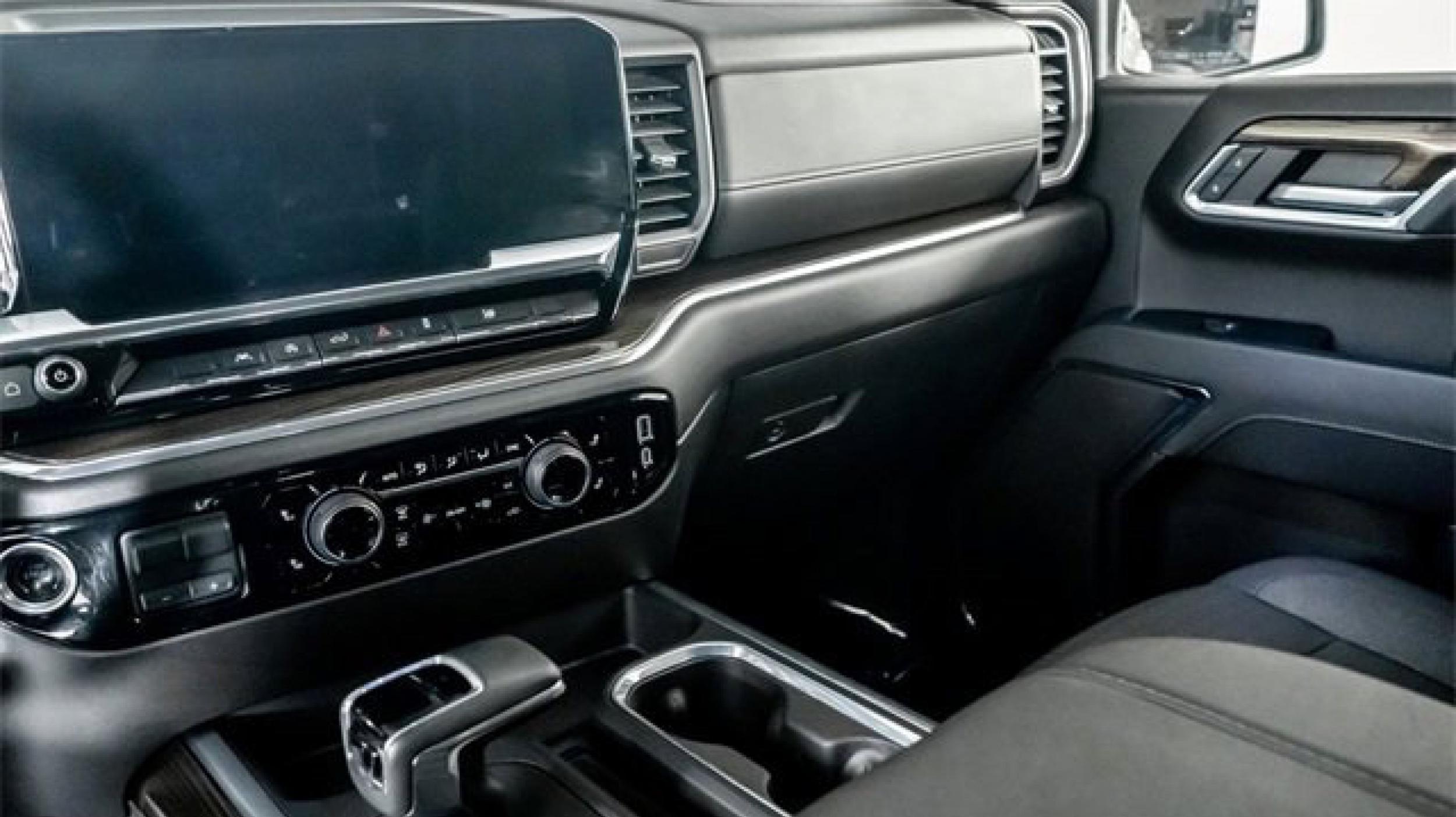 2024 Chevrolet Silverado RST