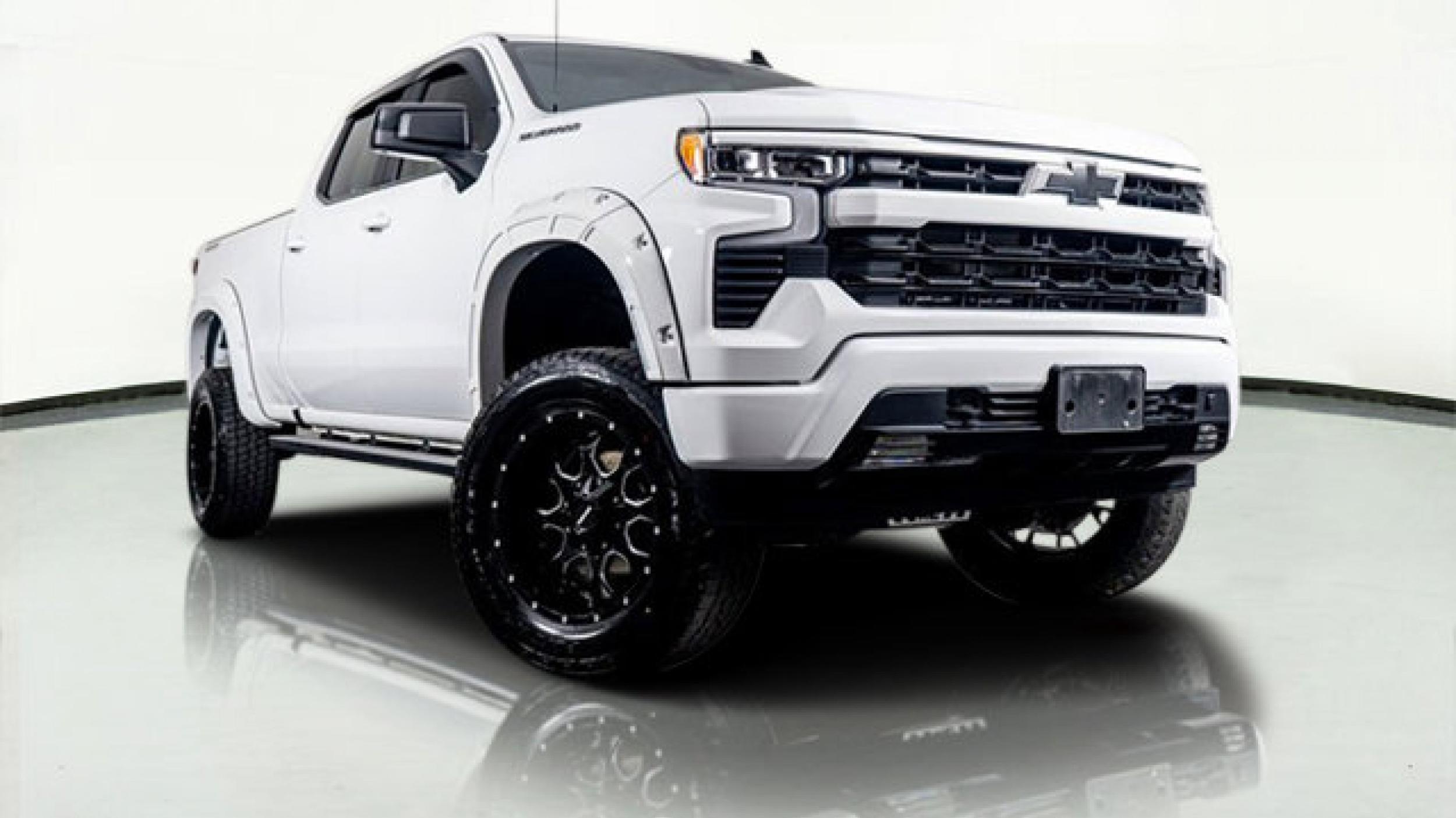 2024 Chevrolet Silverado RST - 4