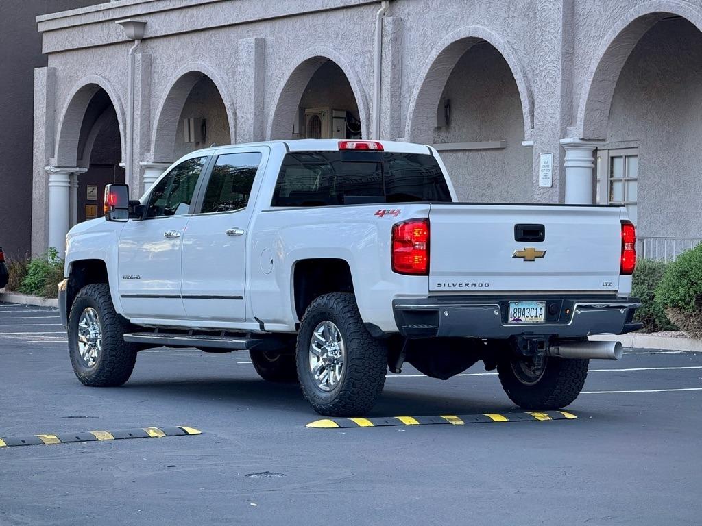 2019 Chevrolet Silverado 2500HD LTZ - 3