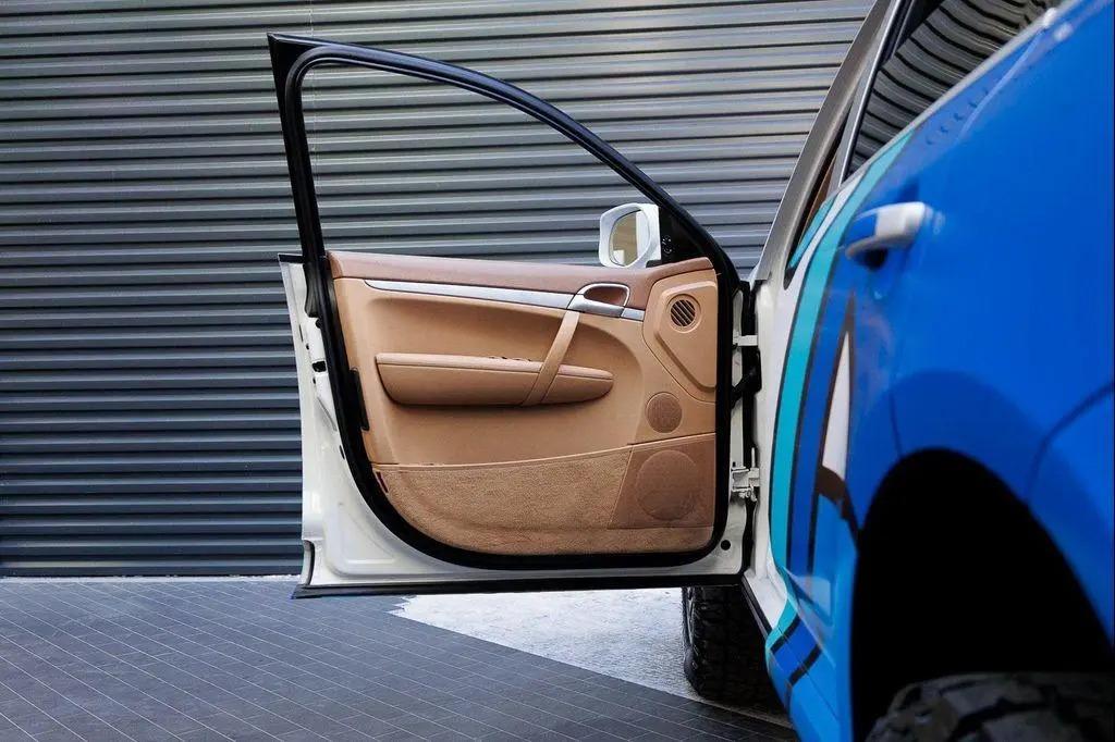 Modified 2008 Porsche Cayenne S