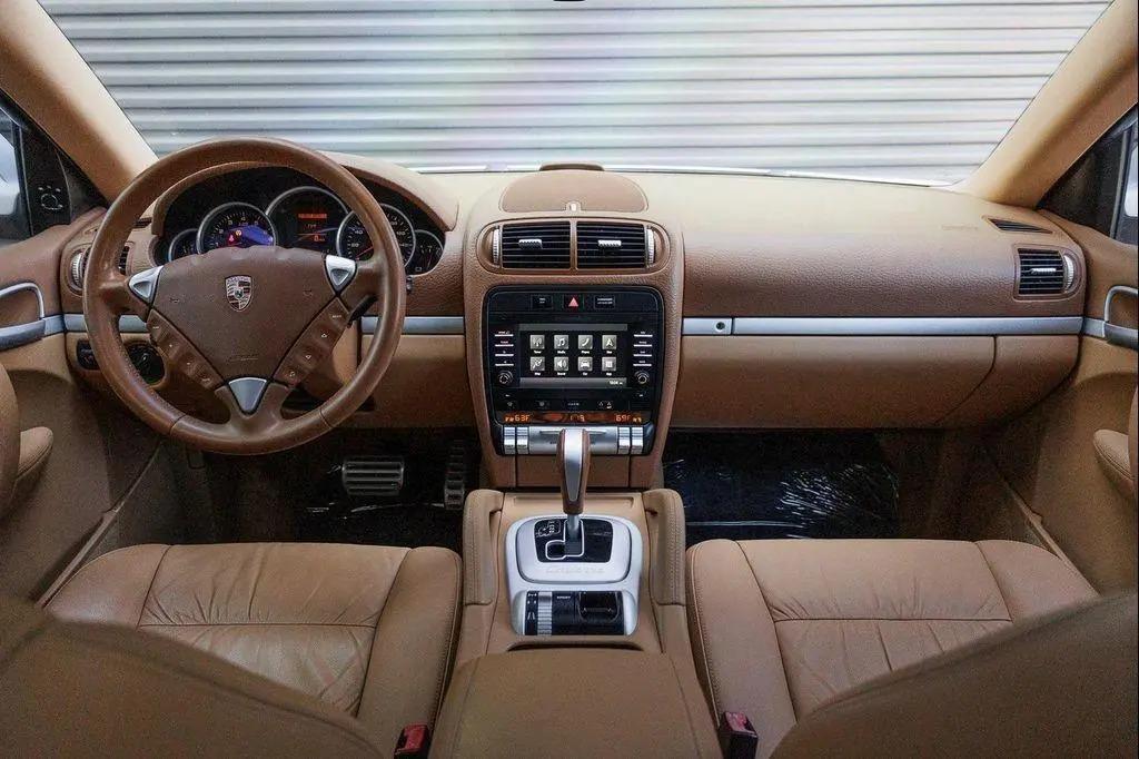 Modified 2008 Porsche Cayenne S