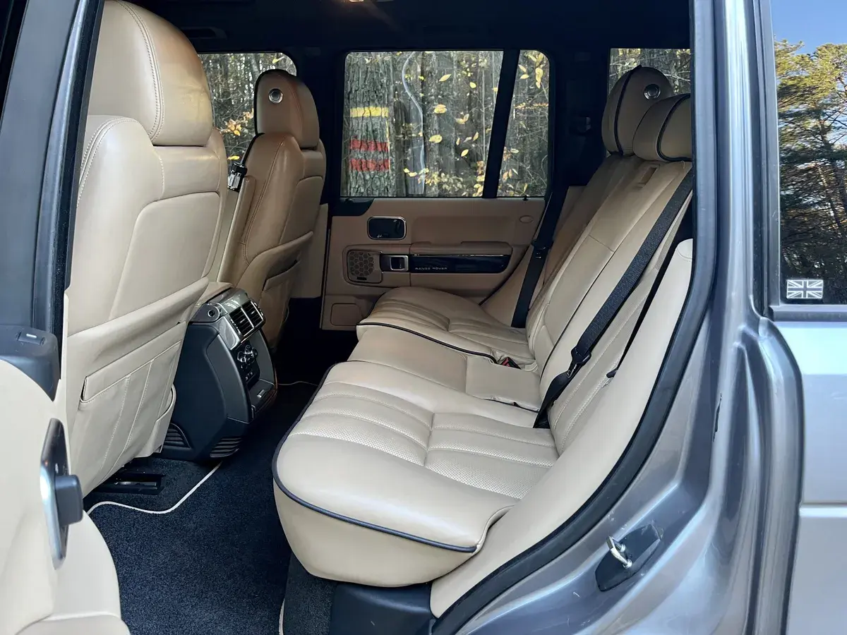 2012 Land Rover Range Rover HSE Lux