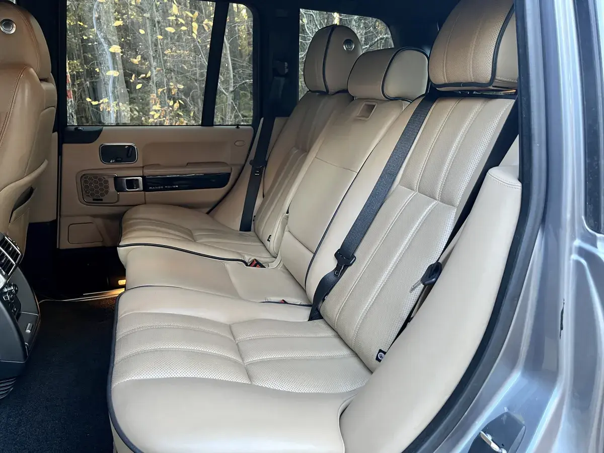 2012 Land Rover Range Rover HSE Lux