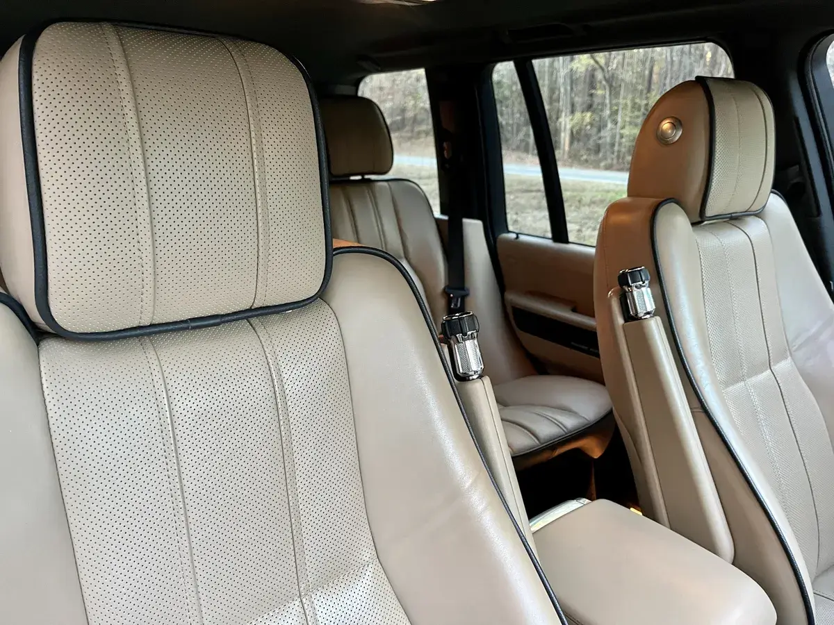 2012 Land Rover Range Rover HSE Lux