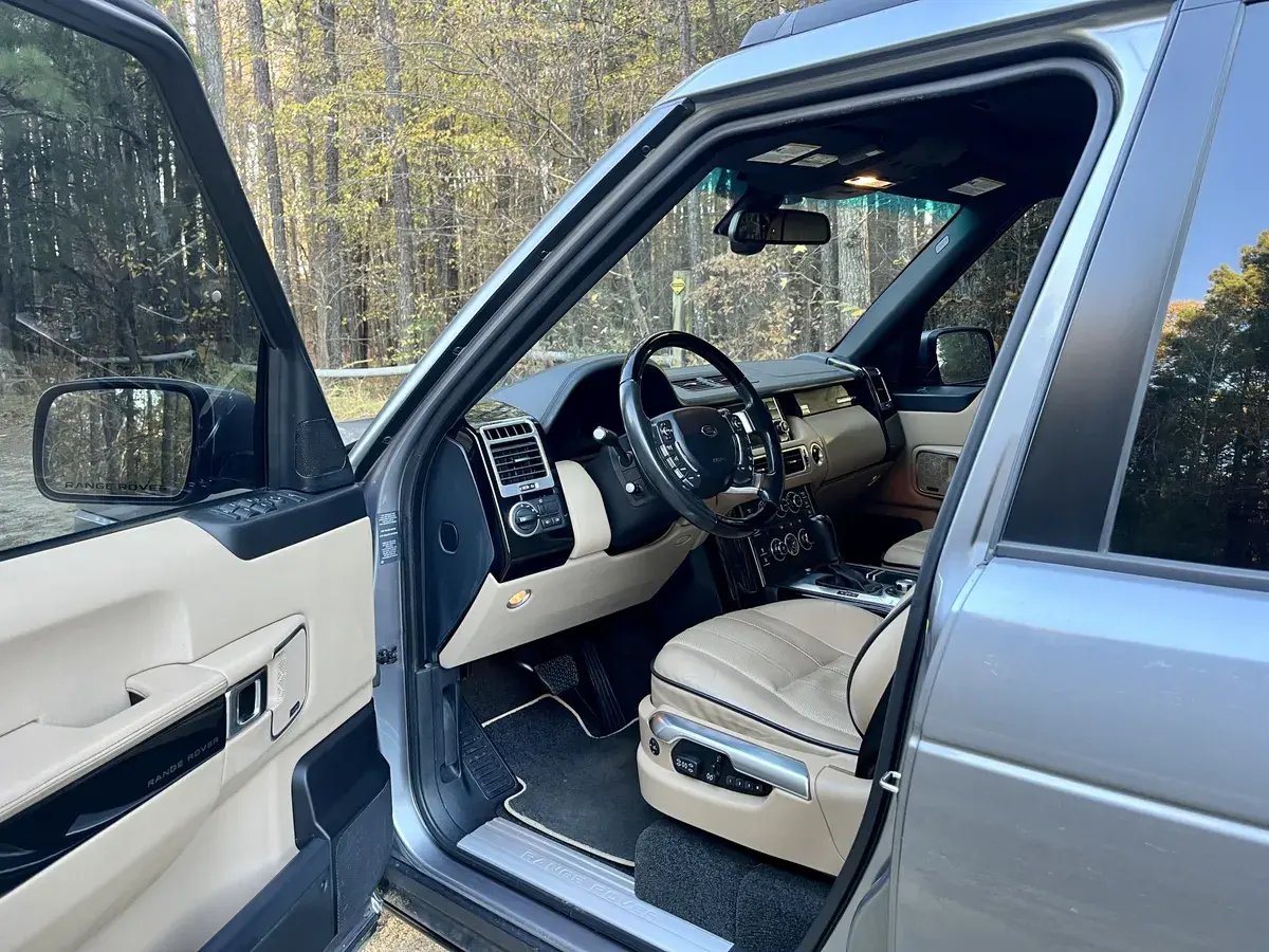 2012 Land Rover Range Rover HSE Lux