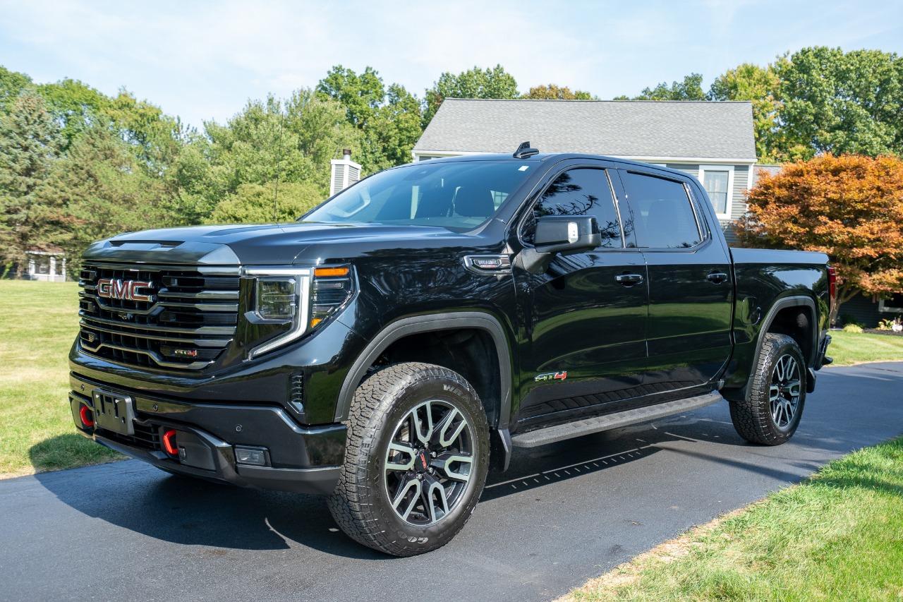 2023 GMC Sierra 1500 AT4