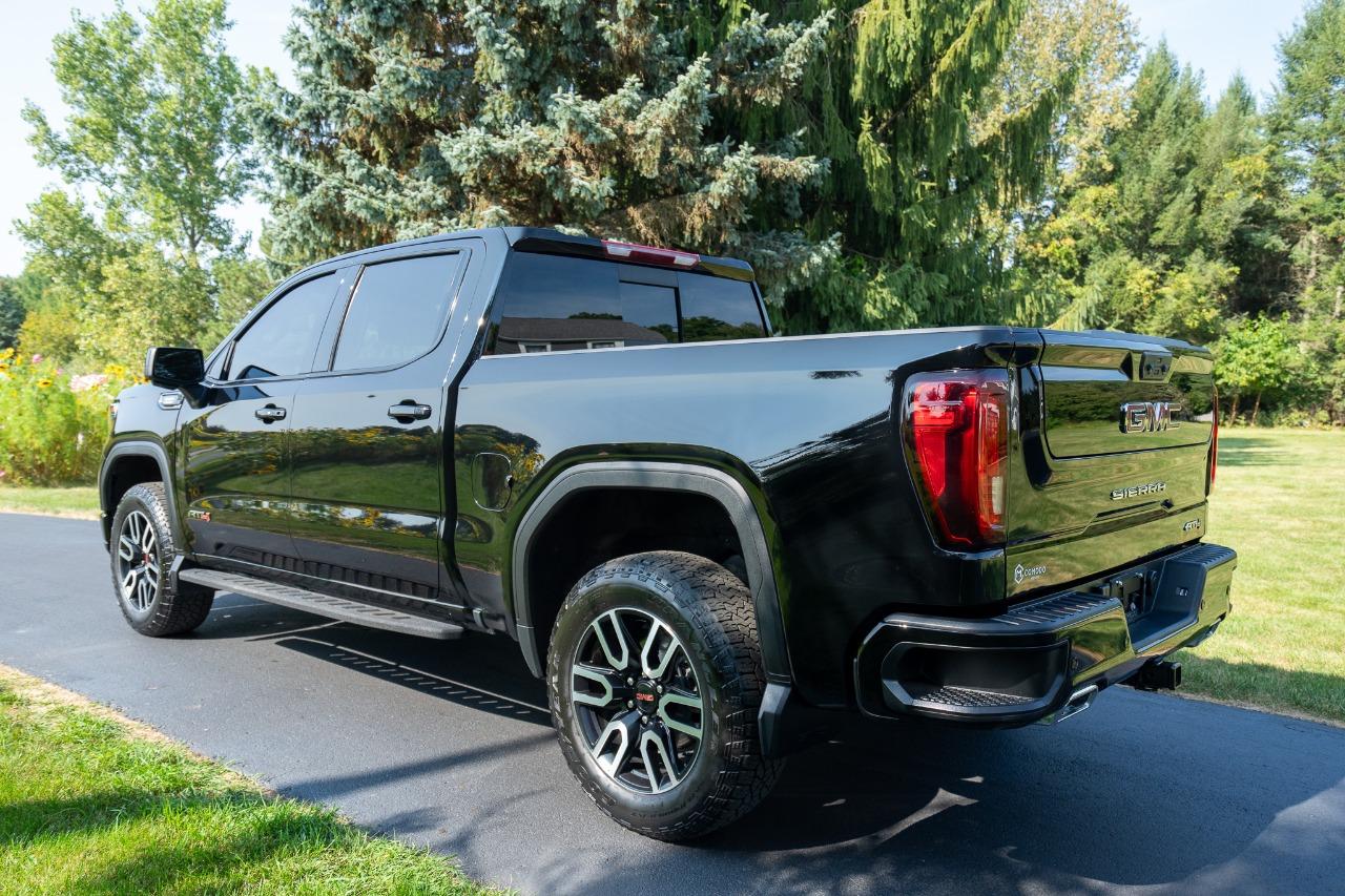 2023 GMC Sierra 1500 AT4 - 5