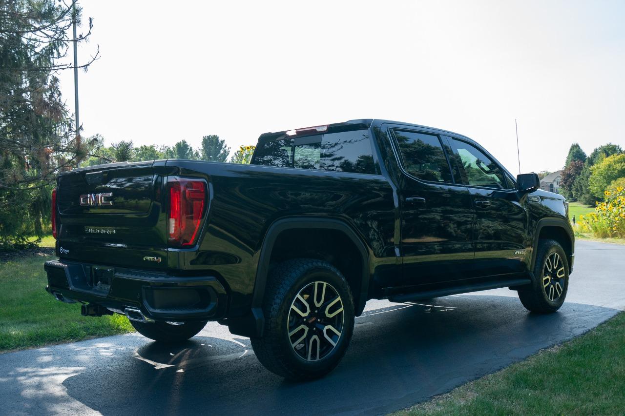 2023 GMC Sierra 1500 AT4 - 3