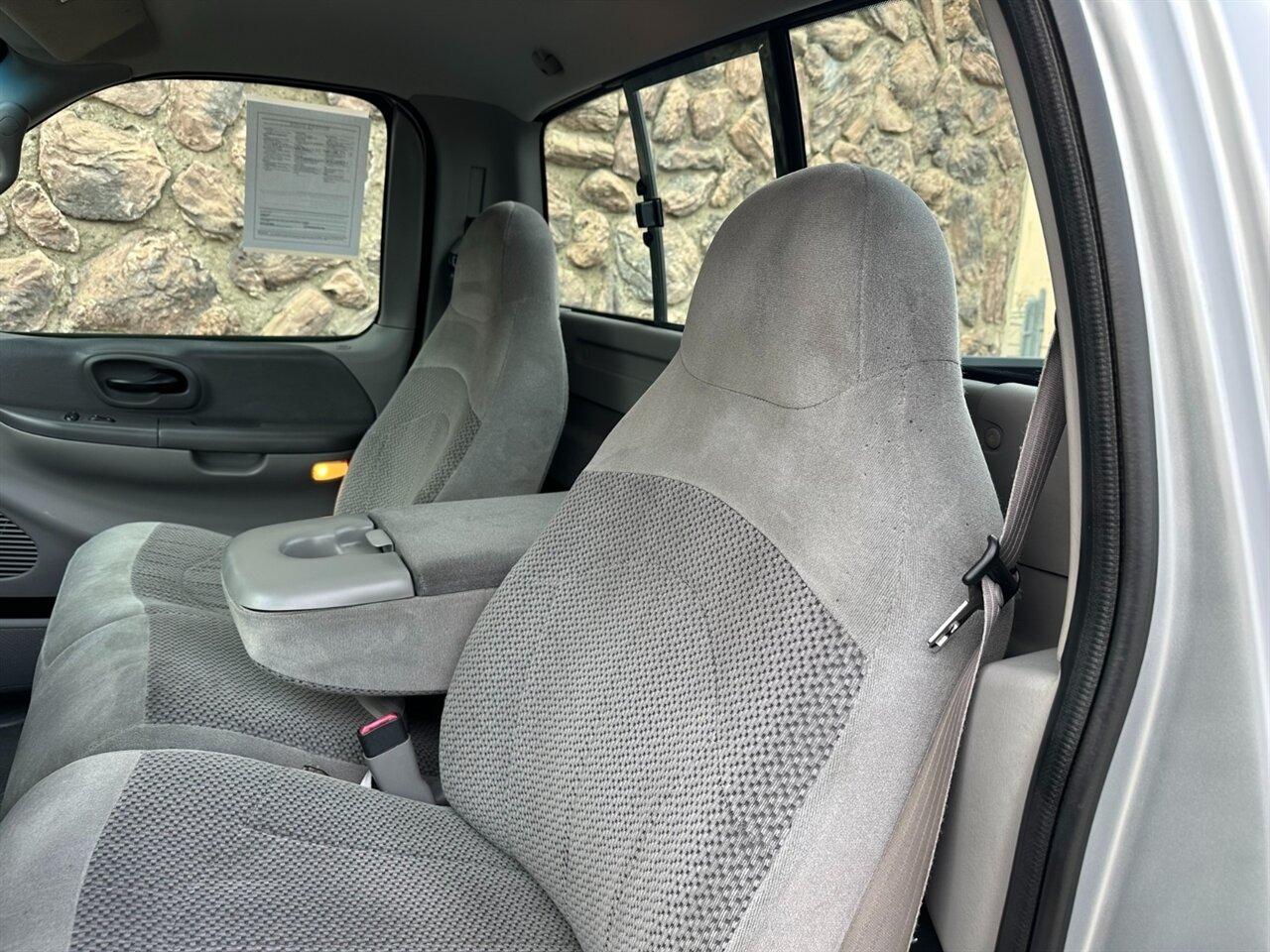 1999 Ford F-150 Lariat